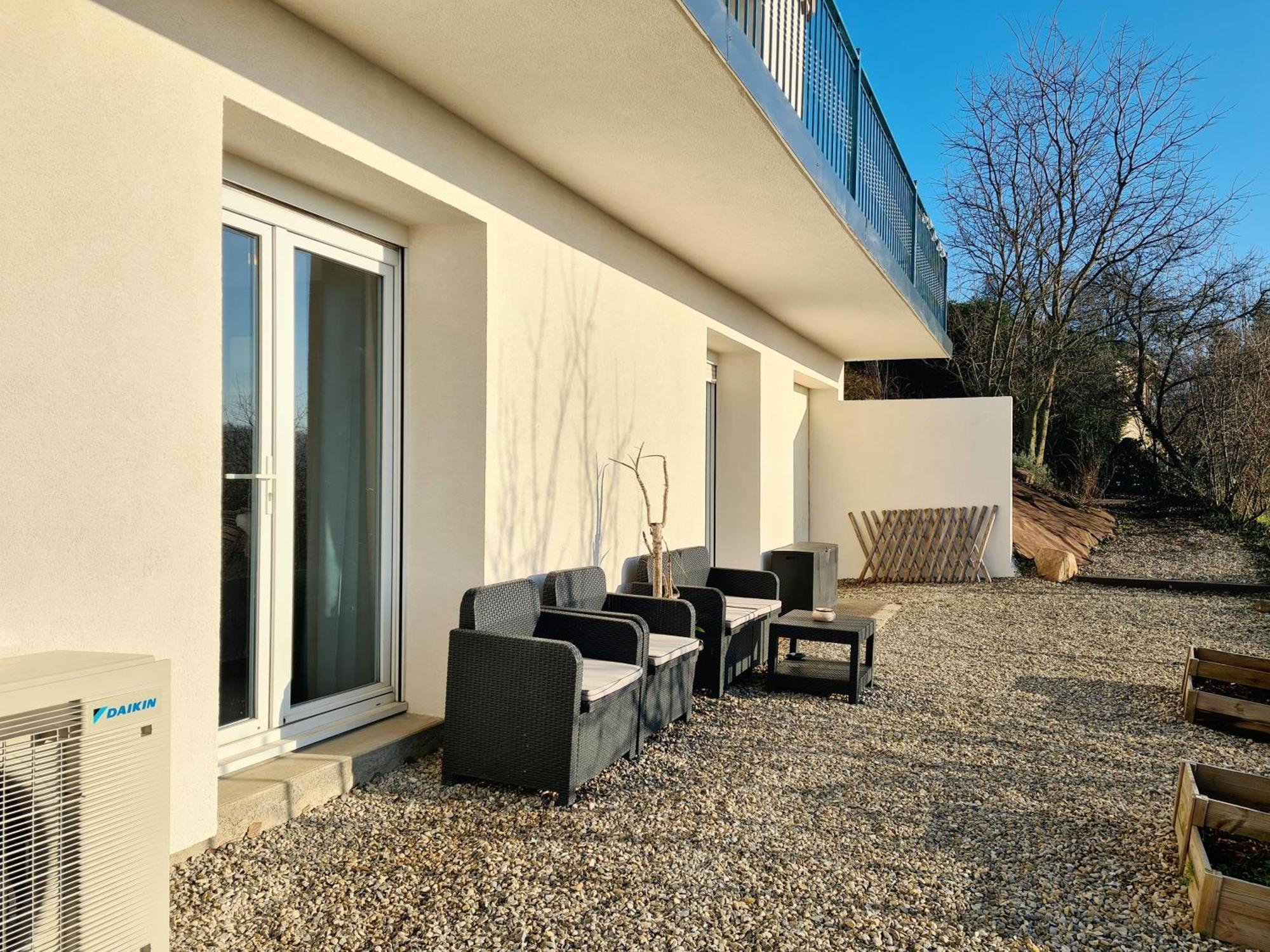 Gite De 70M² Avec Vue Sur Le Massif Du Pilat Clonas-sur-Vareze 外观 照片